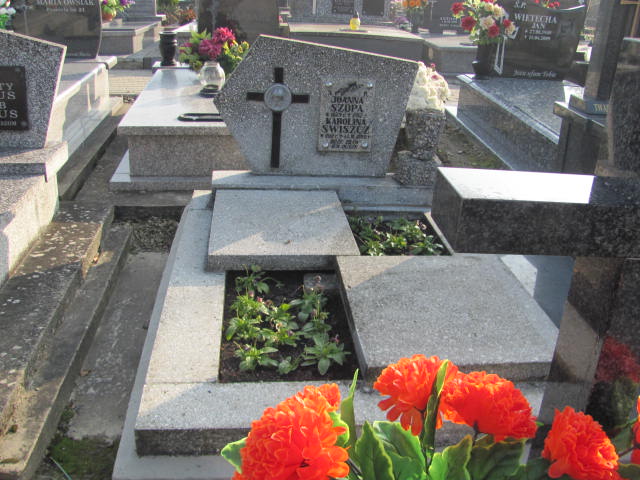 Grób Karolina Świszcz