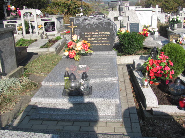 Grób Irena Twaróg