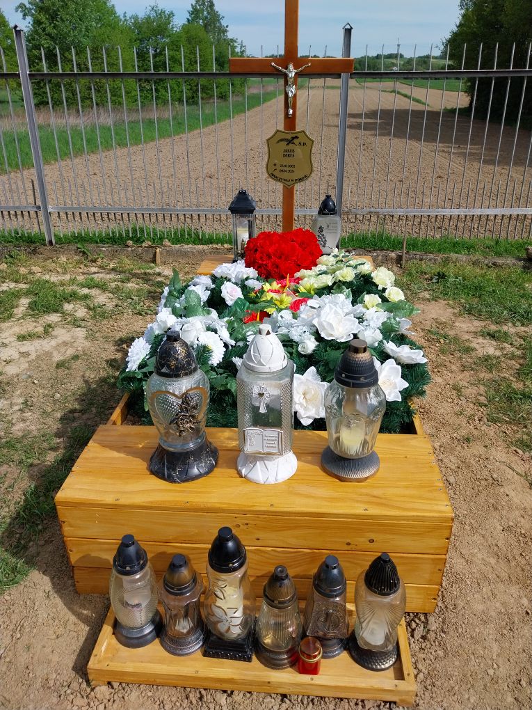 Jakub Dereś 2002 Jasło Gmina - Grobonet - Wyszukiwarka osób pochowanych