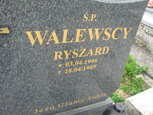 Ryszard Walewski 1946 Jasło Gmina - Grobonet - Wyszukiwarka osób pochowanych
