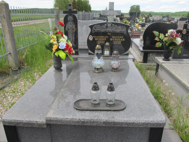 Grób Mateusz Budziak